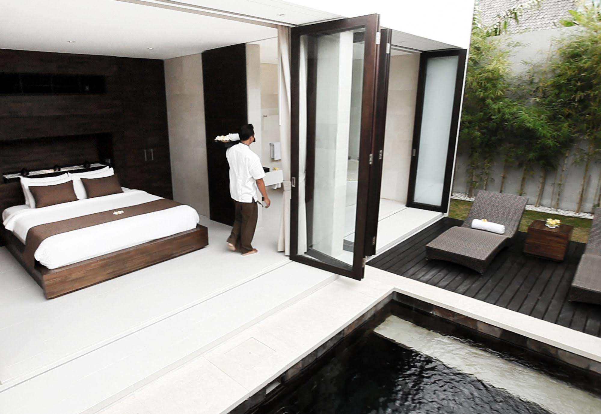 Equilibria Seminyak Villa Eksteriør billede